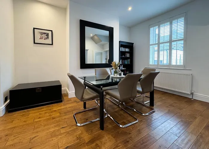 Granville Lt By Furnished Perfect For Relocating Family - Insurance - Business Trip - Amazing House - Semesterbostad Harrogate