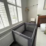 Granville Lt By Furnished Perfect For Relocating Family - Insurance - Business Trip - Amazing House - 度假居